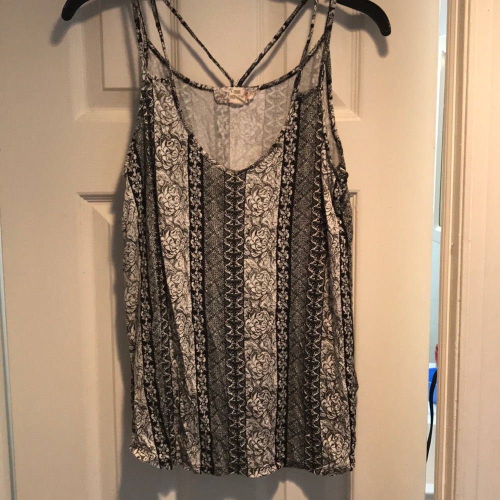 Black and white flowy top